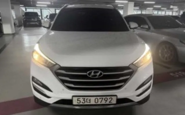 올뉴투싼 중고차 올뉴투싼 디젤 2.0 2WD 매물 사진 20 - 2016/07 176,333km